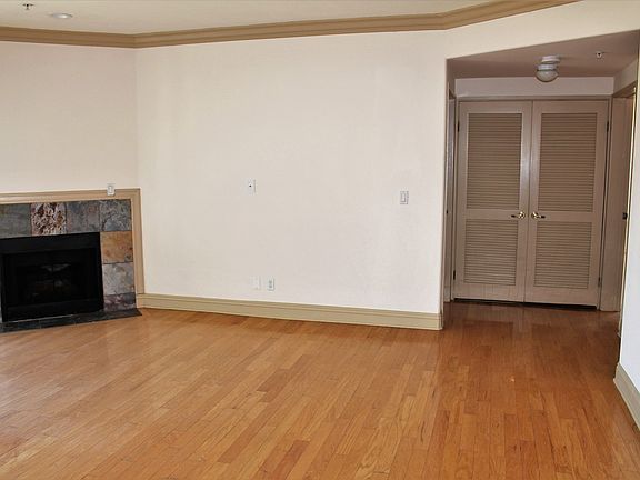 4th image of 324 Idaho Ave #21