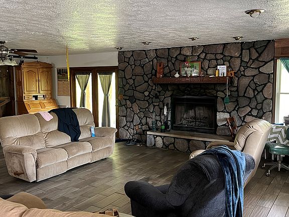 4th image of 33960 Fout Rd