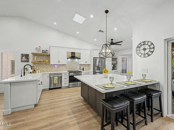 4037 E Nambe Street, Phoenix, AZ 85044