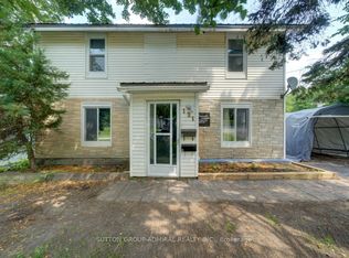 121 7th St, Midland, ON L4R3Y9