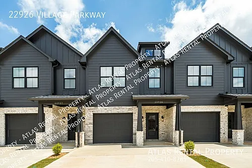 22926 Village Pkwy Photo 1
