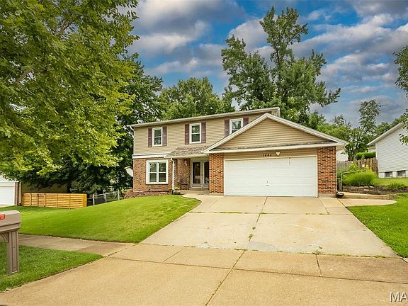 2nd image of 1440 Glenlea Dr