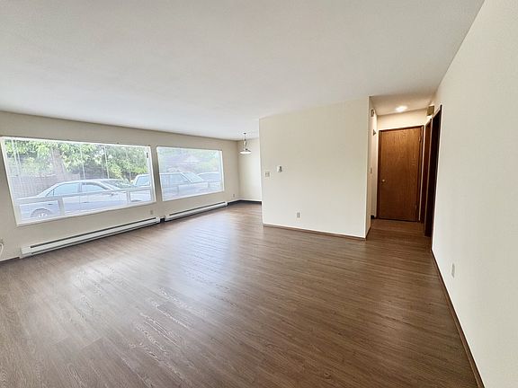 4th image of 540 Williams Ave N #5