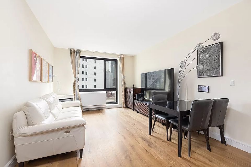 1st image of 25-21 43rd Ave #401