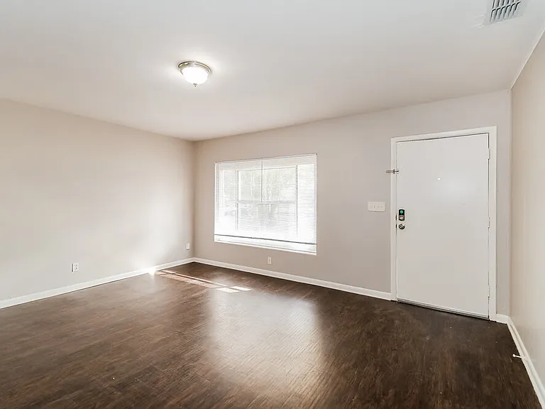 7059 Melvin Rd — Photo 6