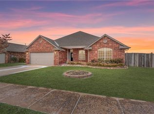 1909 Napa Valley Rd, Edmond, OK 73013