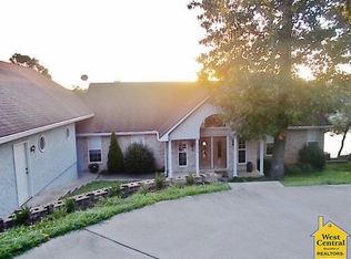 23276 Lake Ridge Dr, Warsaw, MO 65355