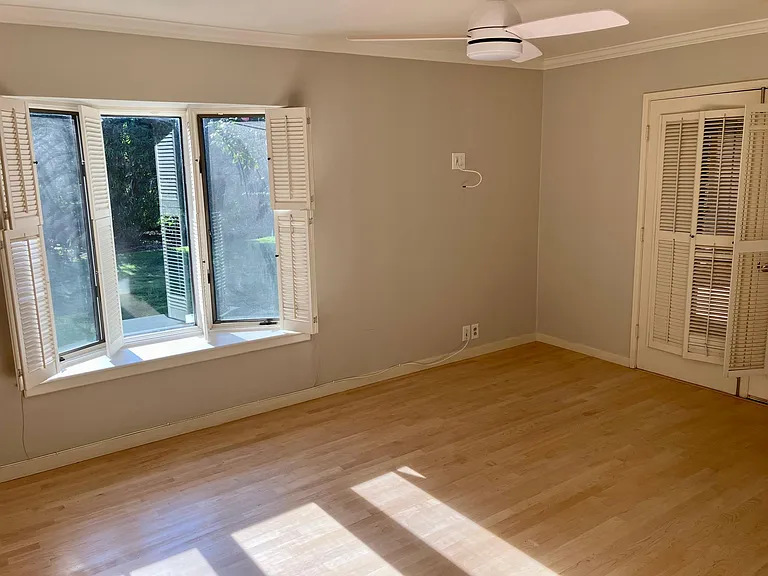 1660 Oak Ave — Photo 15