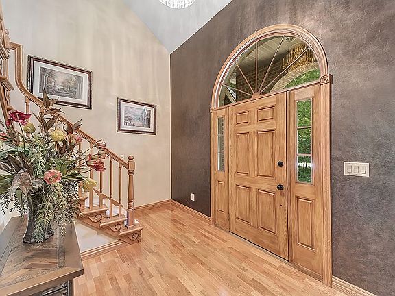 4th image of 3592 Royal Oaks Ct