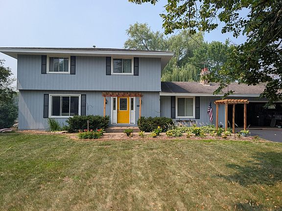2nd image of 2755 Olive Ln N