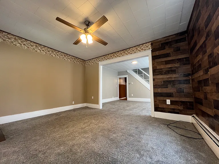 136 Sanders Rd — Photo 13
