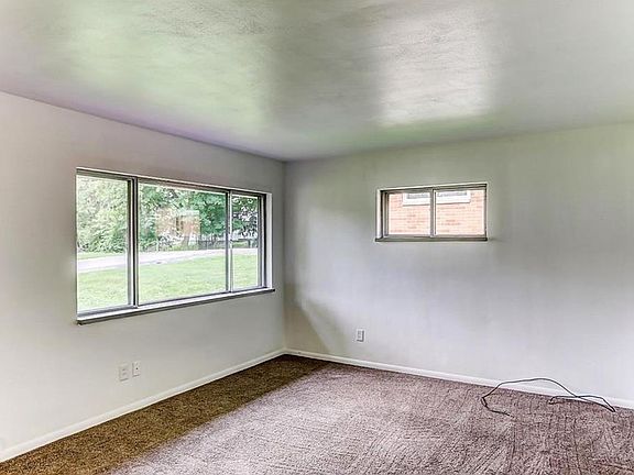 5th image of 223 Loretta Dr