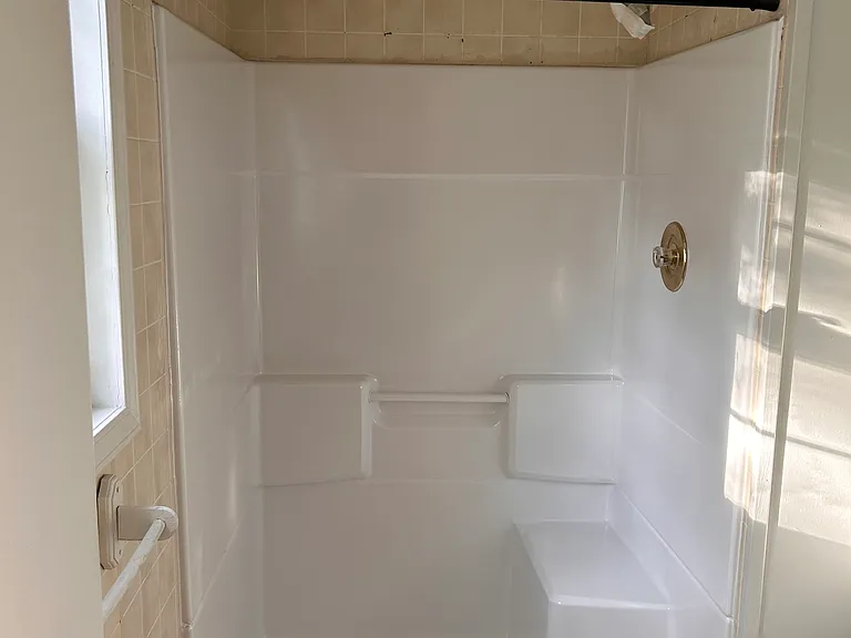 13318 Donnelly Ave — Photo 6