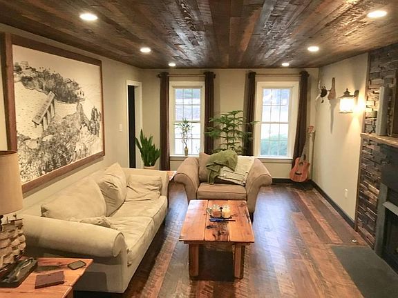 4th image of 5450 Goodman Forest Ln