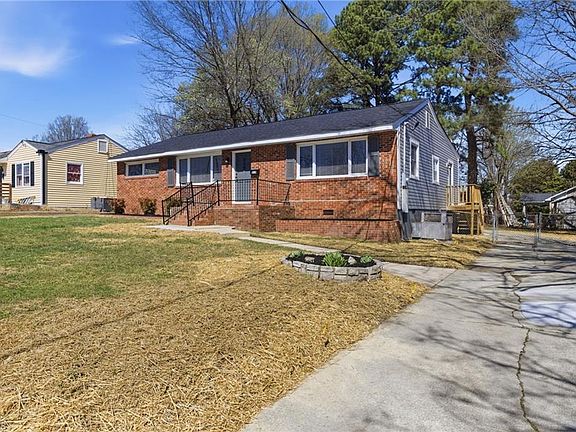 4th image of 312 Craig St