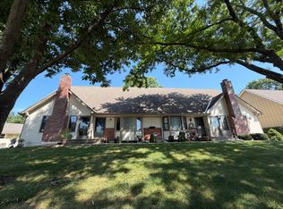 111 SW Donovan Rd, Lees Summit, MO 64063