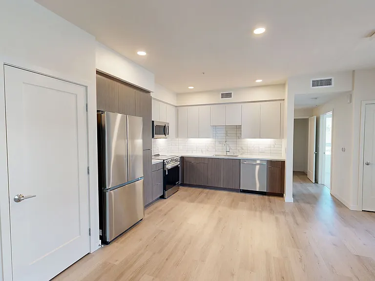 North Grove — Photo 80
