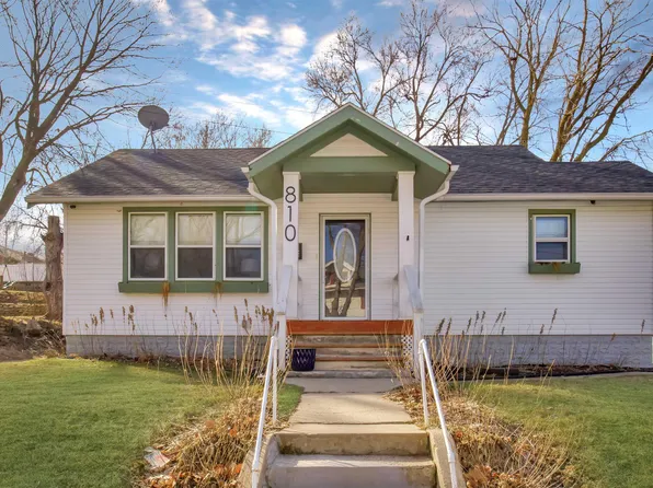 810 34th St, Sioux City, IA 51104