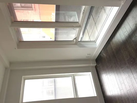 Rented by Nooklyn NYC LLC | media 27