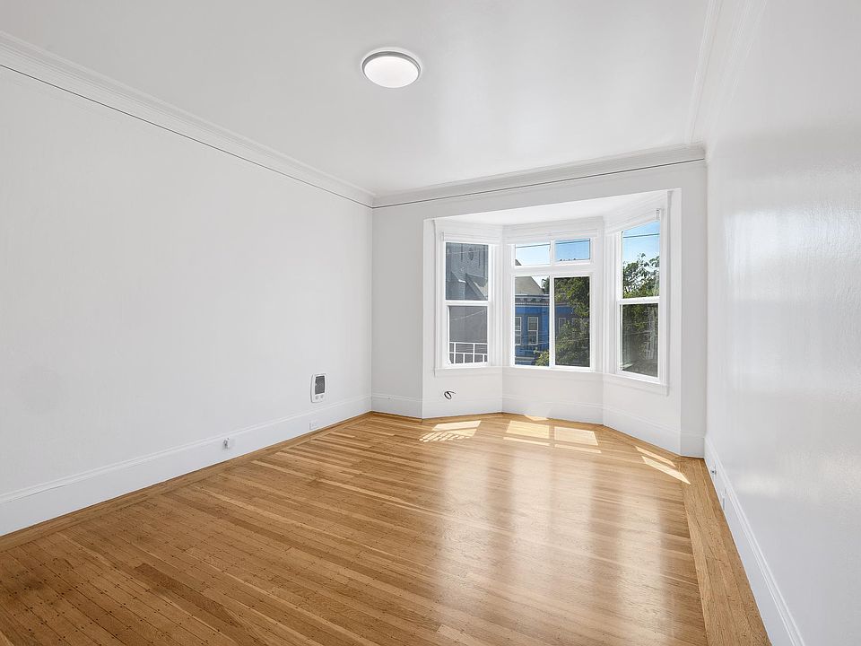 1st image of 456 14th St APT 4