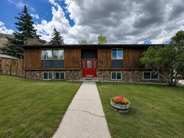2645 Illinois Ct, Green River, WY 82935