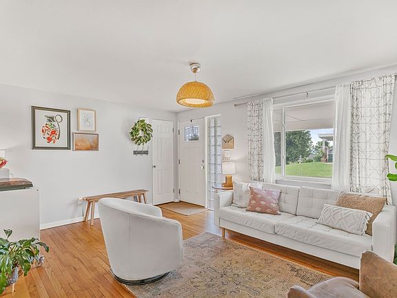 5th image of 124 Lilmont Dr
