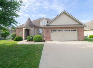 3008 Crabapple Ln, Columbia, MO 65203