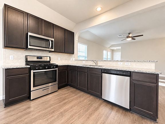3rd image of 4930 Purple Wisteria Ln