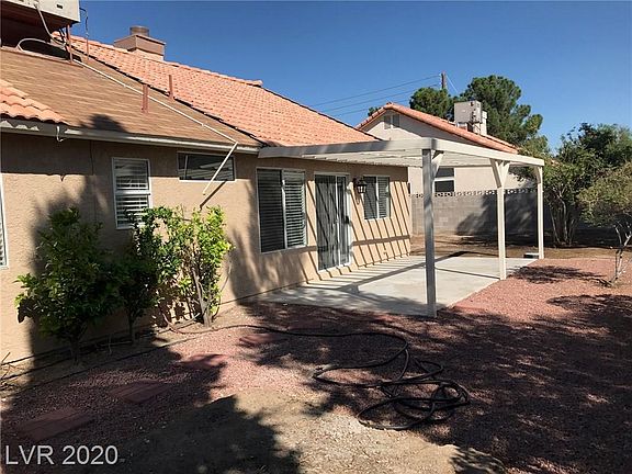 3rd image of 5524 Rock Creek Ln