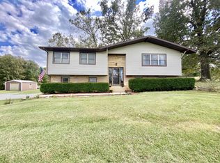 7030 County Road 8040, West Plains, MO 65775