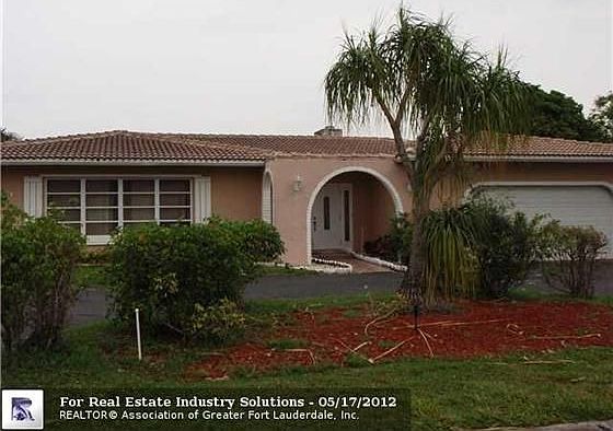 1st image of 4471 NW 106th Ave