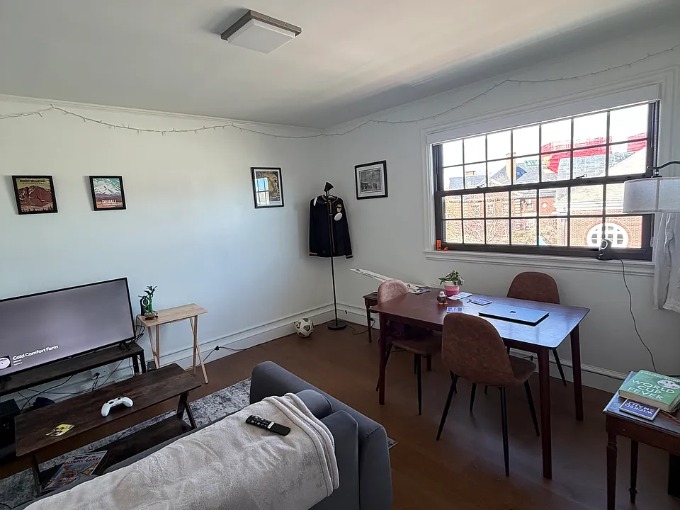 1212 Massachusetts Ave #1