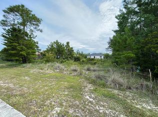 1645 Landing St, Carrabelle, FL 32322