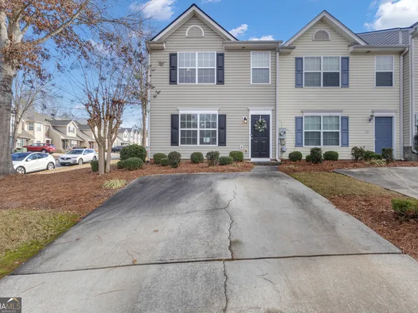 127 Chastain Cir, Newnan, GA 30263
