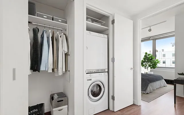 Rented by Greystar | media 6