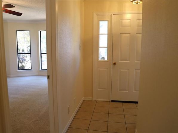 902 Pinemont Dr, Mobile, AL 36609