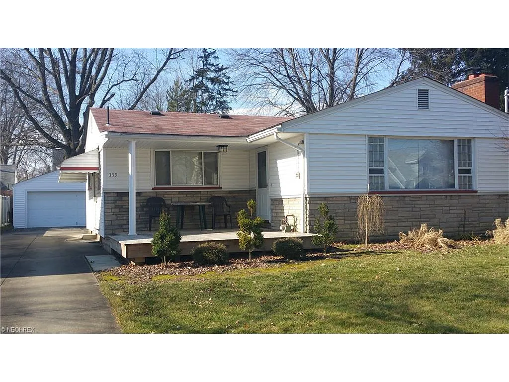 359 Willard Ave NE photo 1