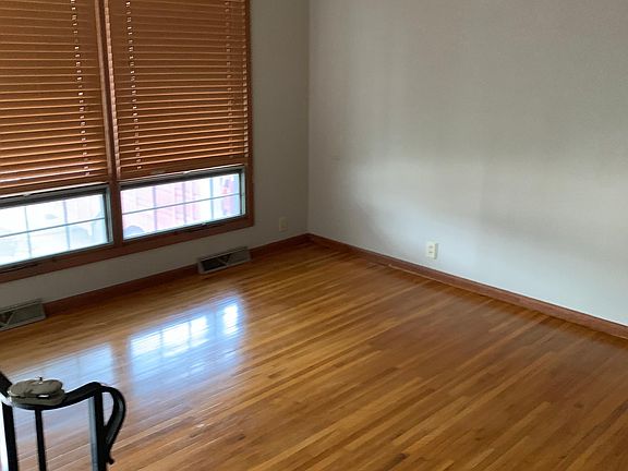 Upstairs Living Area