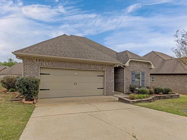 14358 Birkdale Cir, Athens, AL 35613