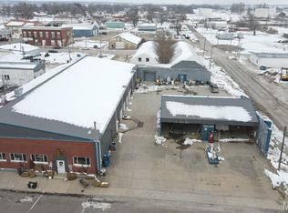 304 Lewis St, Canton, MO 63435