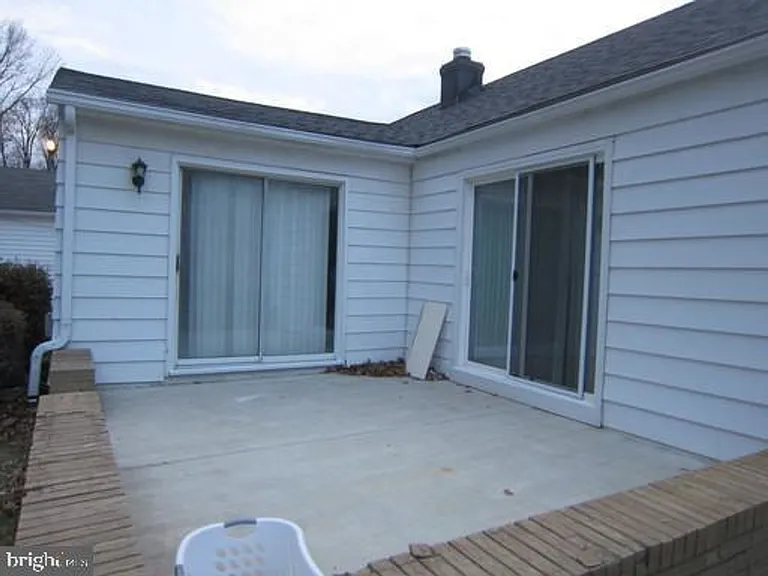 2131 Pimmit Dr — Photo 15
