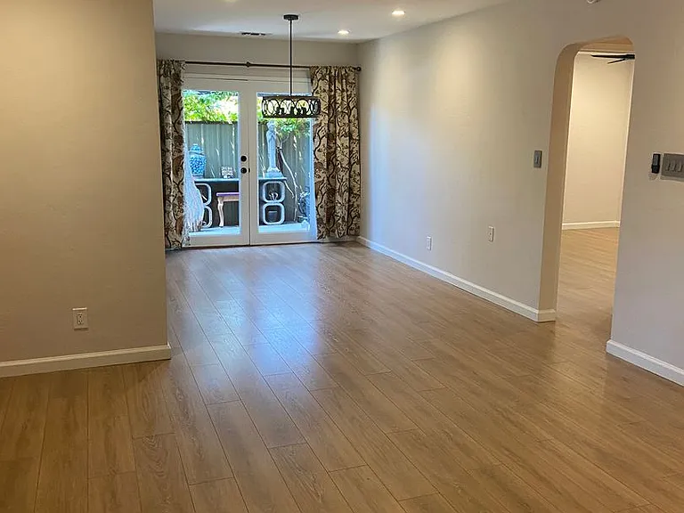 2414-18 Monroe Ave #2414 MONROE AVENUE — Photo 4