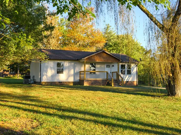 186 Shady Dr, Smithville, TN 37166