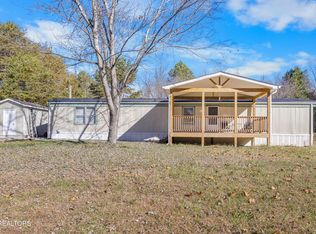 382 2nd St, Corryton, TN 37721
