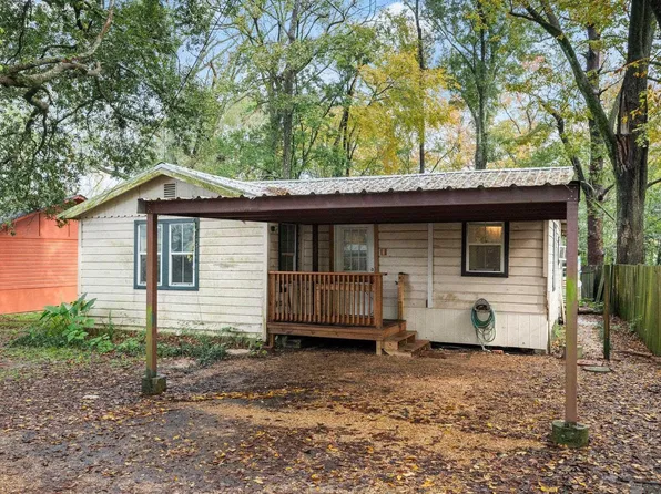 30114 Oak St, Walker, LA 70785