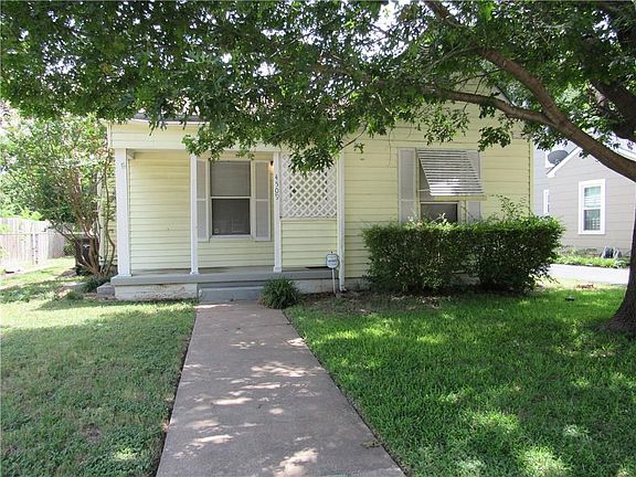 3rd image of 4509 Calmont Ave