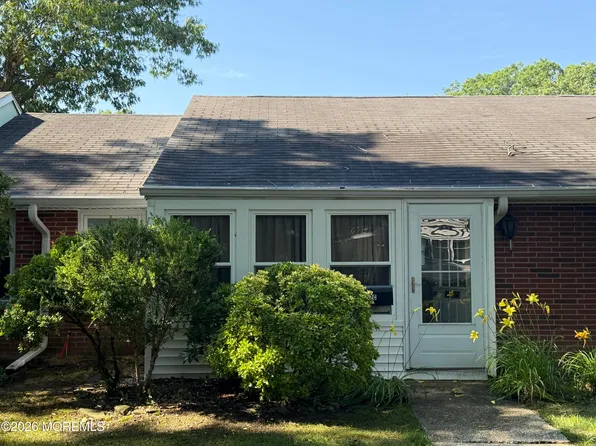 52C Cambridge Court, Lakewood, NJ 08701