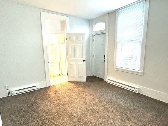 2nd image of 911 N 9th St APT 6