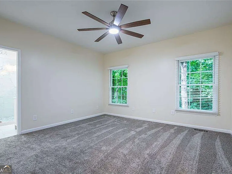3924 Ashford Dunwoody Rd NE — Photo 15