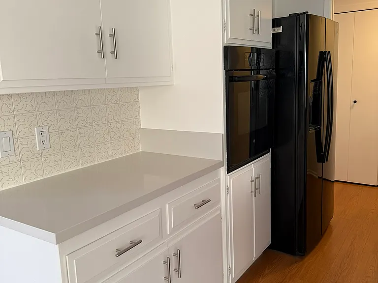 1330 California Ave #108 — Photo 9